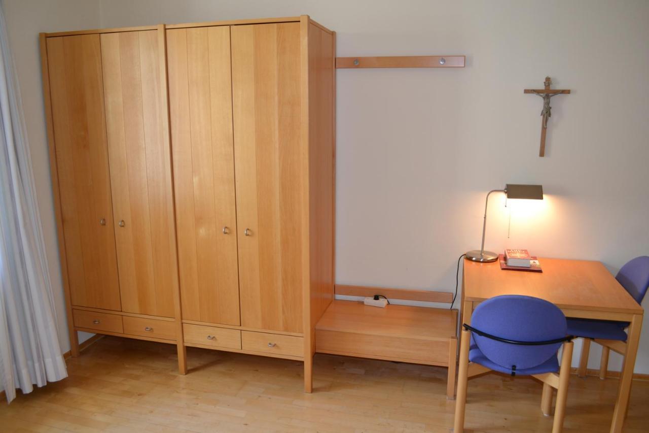 Hotel Haus Der Begegnung Heilig Geist Burghausen Exteriér fotografie