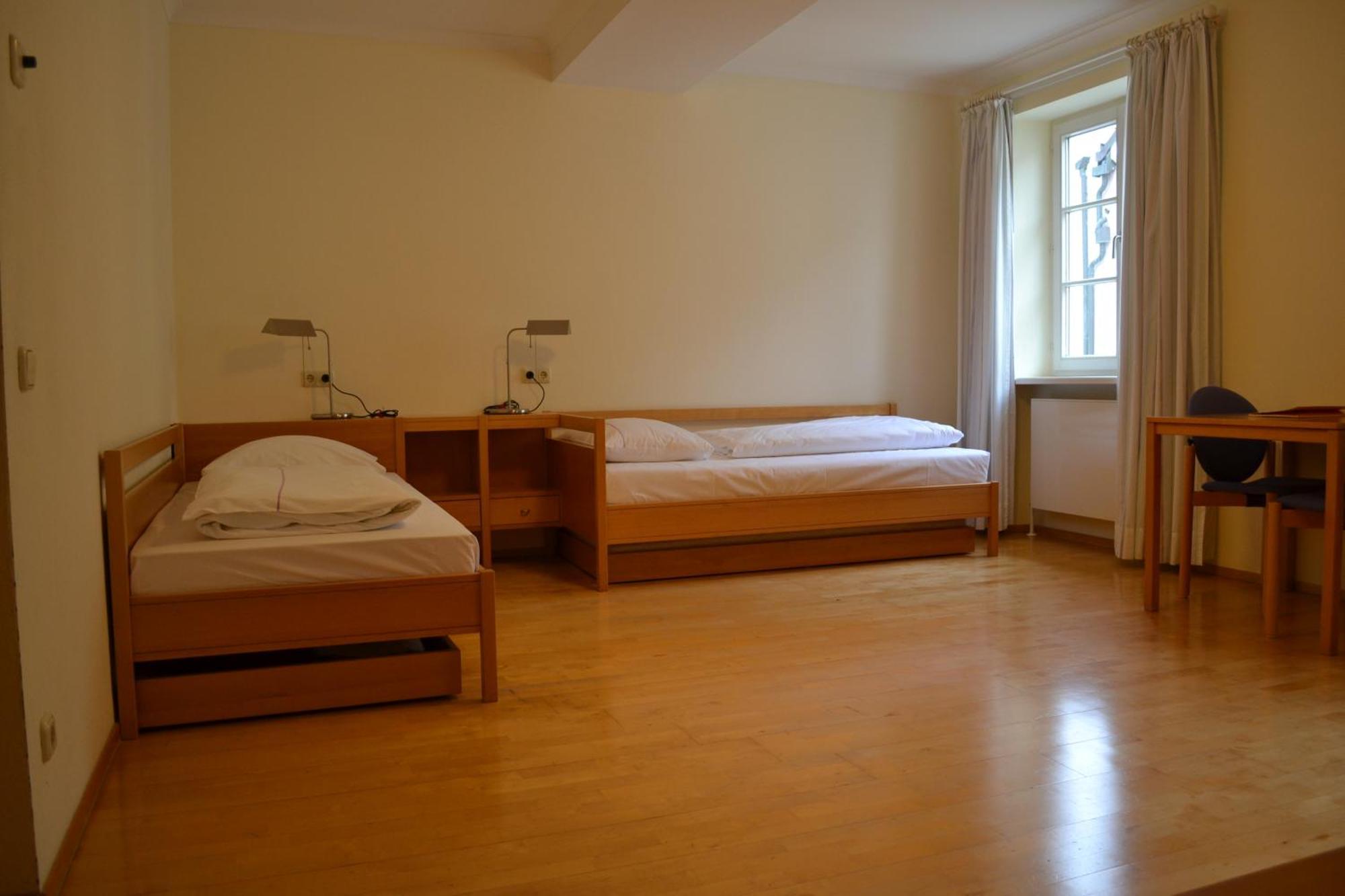 Hotel Haus Der Begegnung Heilig Geist Burghausen Exteriér fotografie