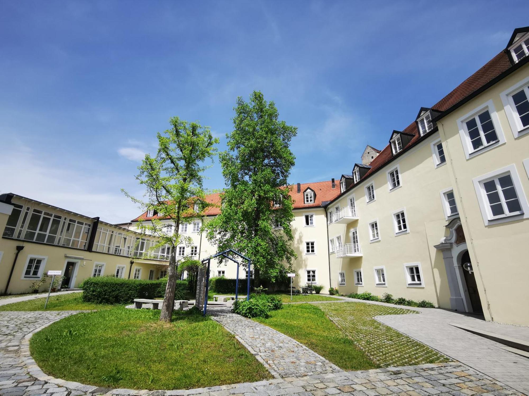 Hotel Haus Der Begegnung Heilig Geist Burghausen Exteriér fotografie