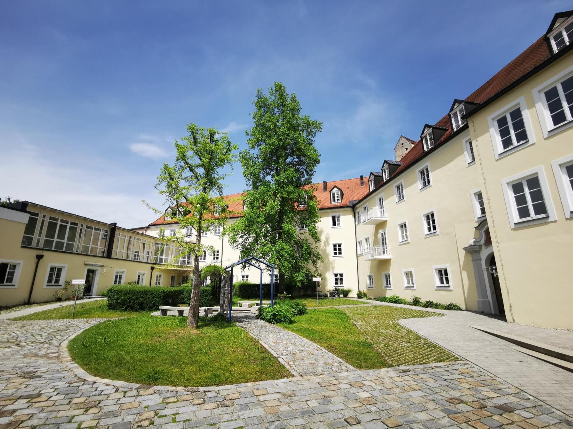 Hotel Haus Der Begegnung Heilig Geist Burghausen Exteriér fotografie