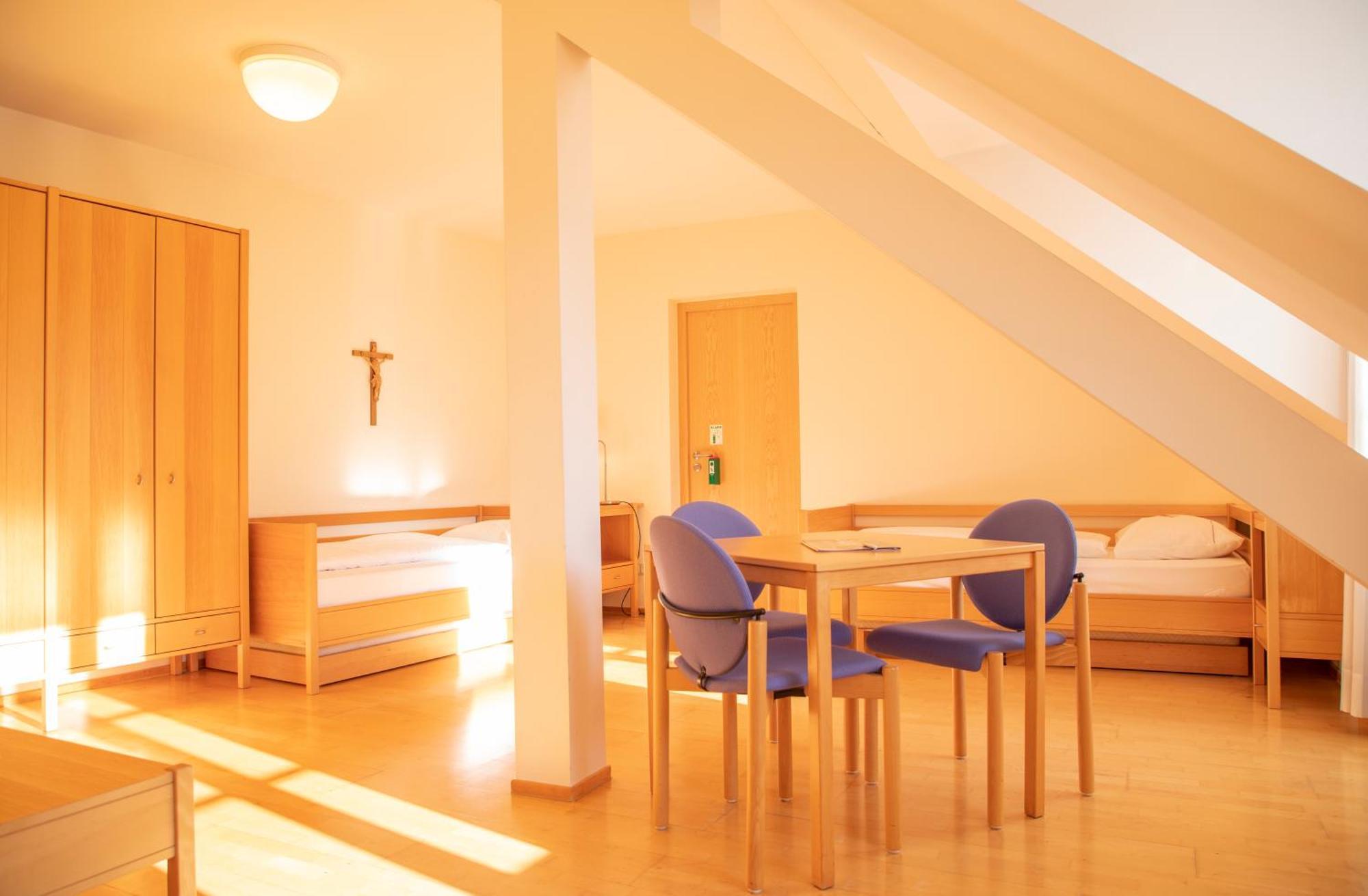 Hotel Haus Der Begegnung Heilig Geist Burghausen Exteriér fotografie