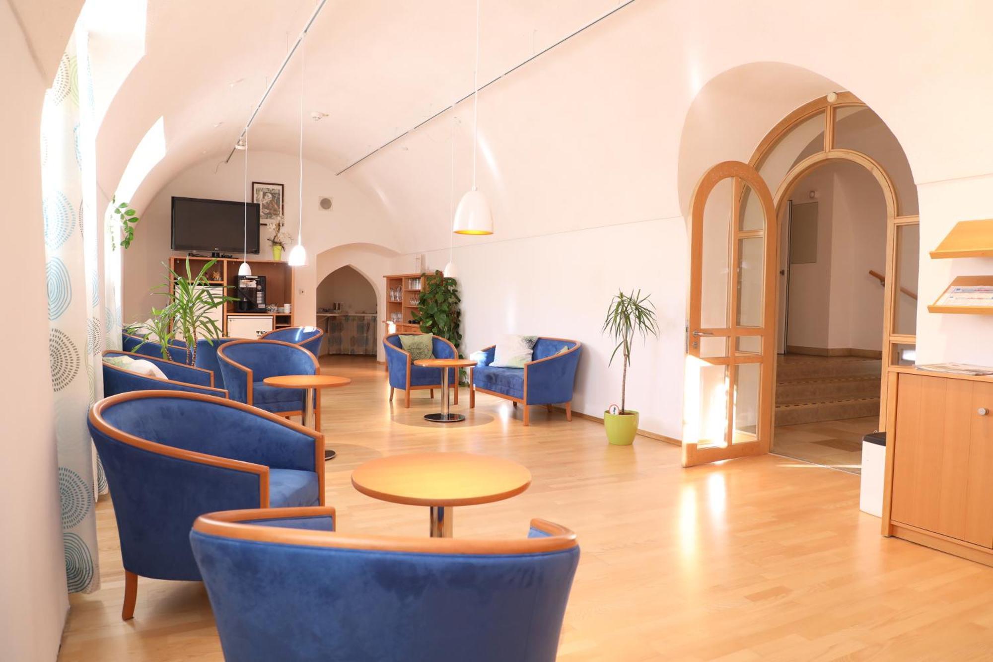 Hotel Haus Der Begegnung Heilig Geist Burghausen Exteriér fotografie
