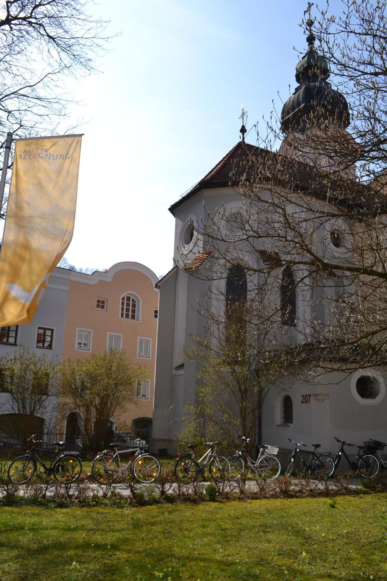 Hotel Haus Der Begegnung Heilig Geist Burghausen Exteriér fotografie