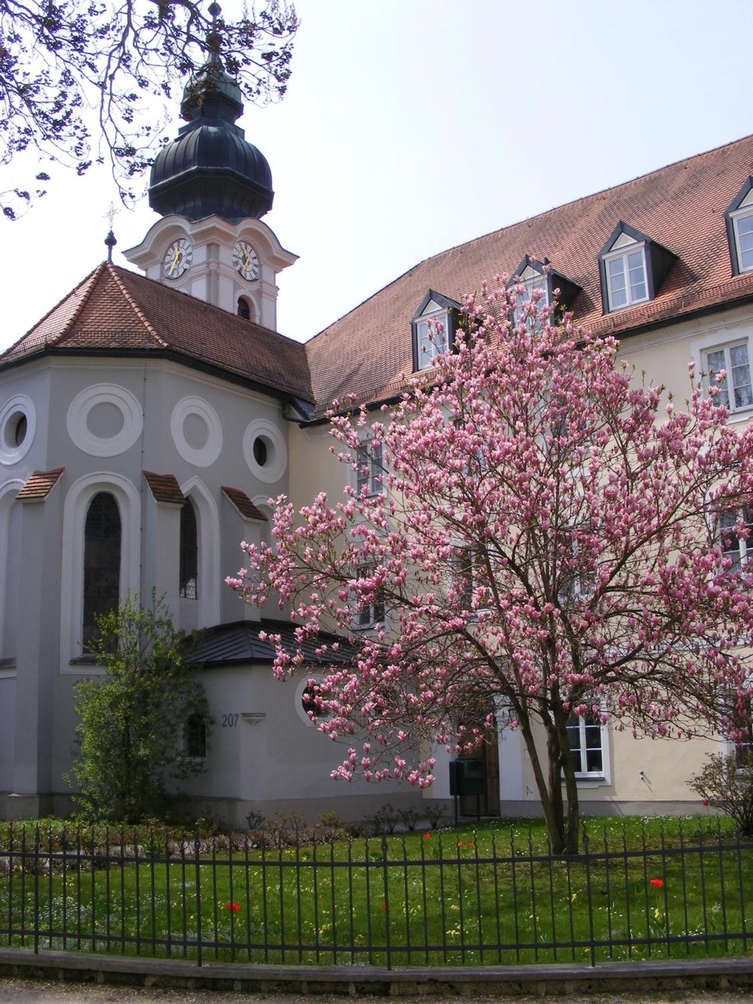 Hotel Haus Der Begegnung Heilig Geist Burghausen Exteriér fotografie